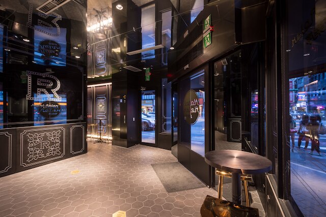 ホテル リラックス V (旅樂序精品旅館)