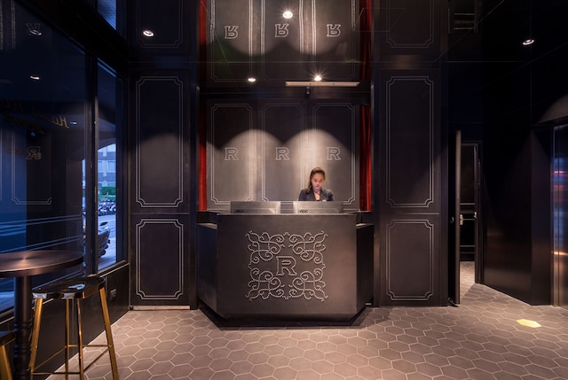 ホテル リラックス V (旅樂序精品旅館)