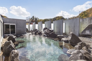 北湯沢温泉郷 湯元 ホロホロ山荘