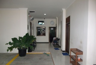 グリヤ ランブータン バラット