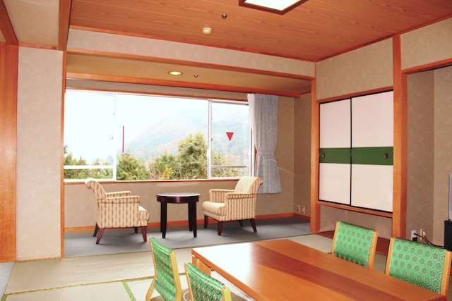 大歩危祖谷阿波温泉　あわの抄