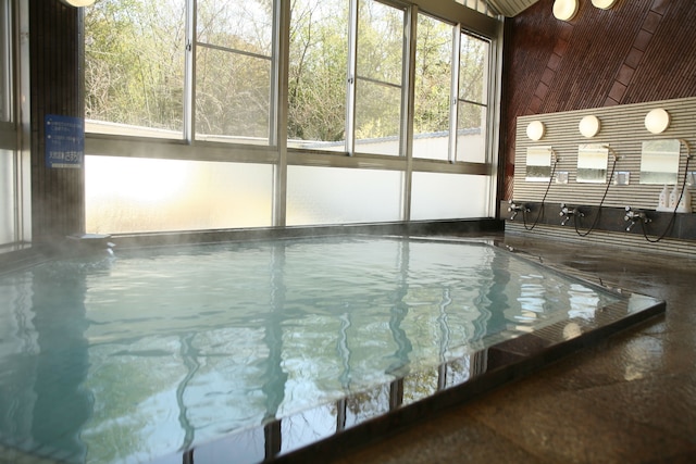 大歩危祖谷阿波温泉　あわの抄