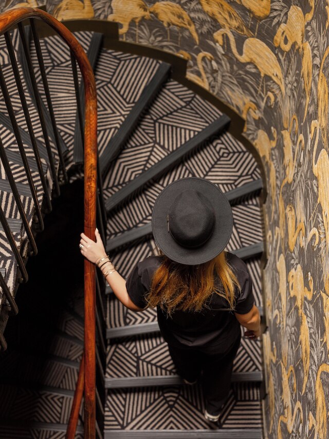 スノッブ ホテル