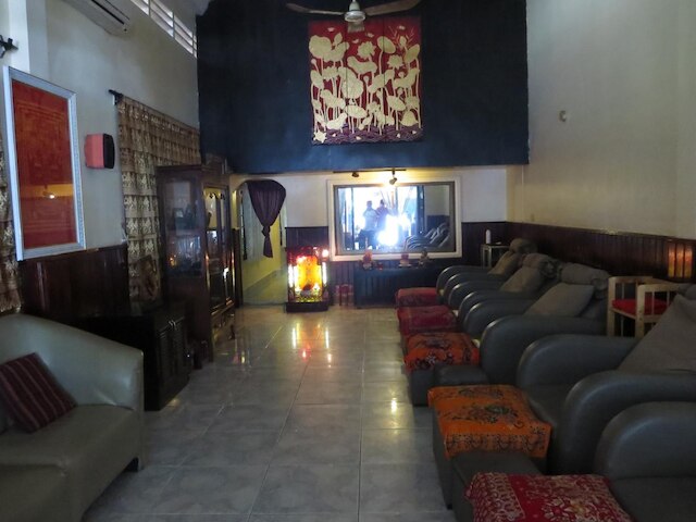 ゴールディ ゲストハウス