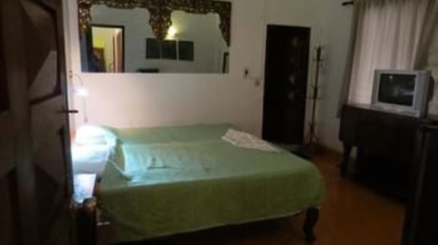 ゴールディ ゲストハウス