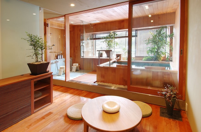 こんぴら温泉湯元八千代