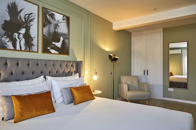 L&H ラ ラティーナ