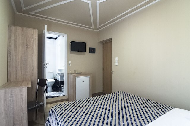 エリコン ホテル