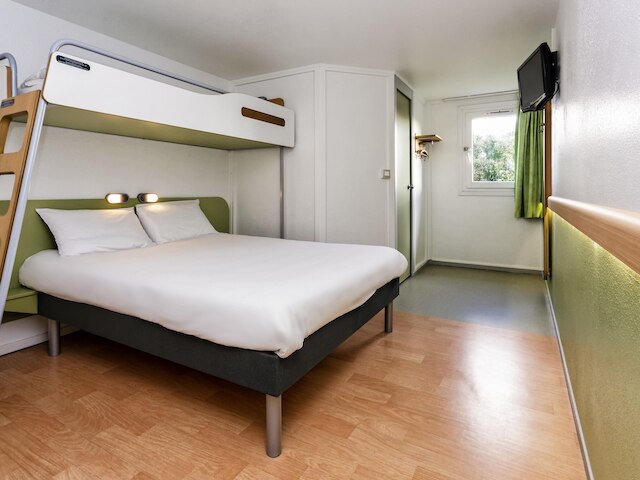 イビス バジェット ロリアン コダン