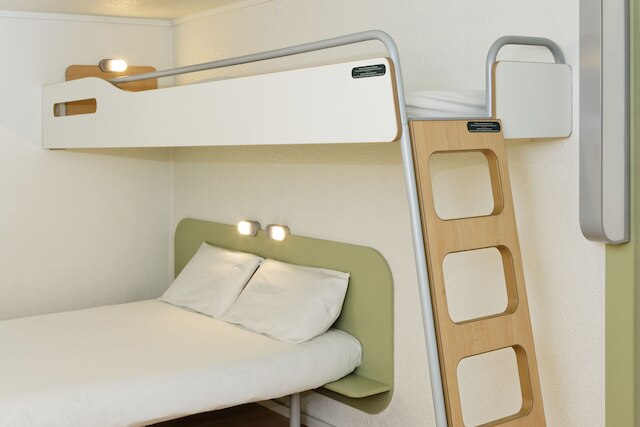 イビス バジェット ロリアン コダン