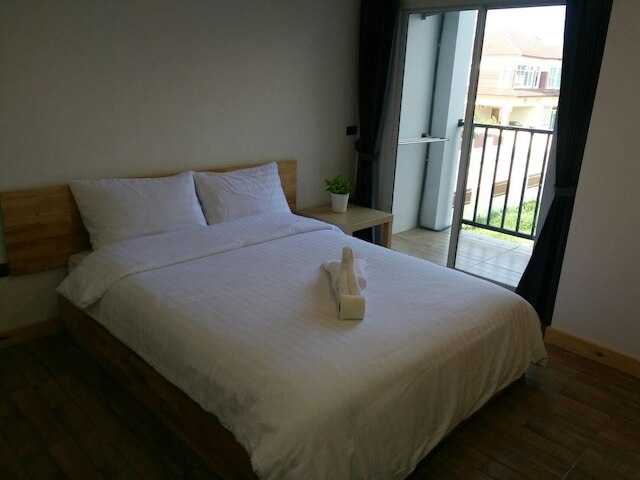 ハッグホームステイ ホテル