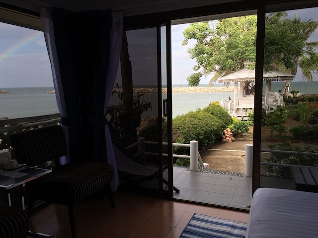 チョムタレー リゾート アット ハド チャオサムラン ビーチ