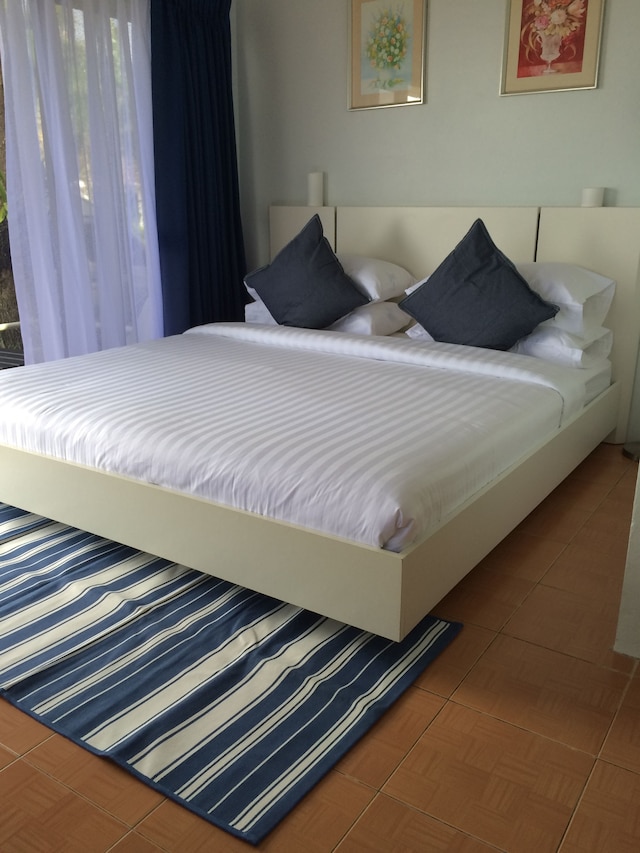 チョムタレー リゾート アット ハド チャオサムラン ビーチ