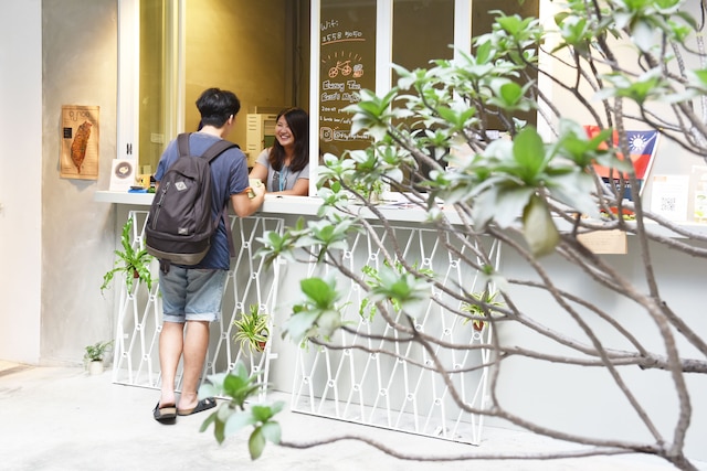 フリップ フロップ ホステル - ガーデン (夾腳拖的家 - 長安 122)