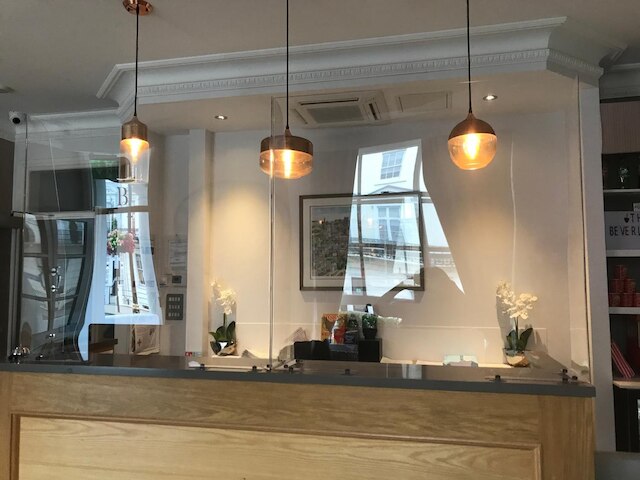 ザ ビバリー ホテル