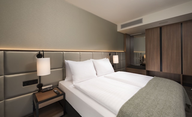 アディナ アパートメント ホテル フランクフルト ウエストエンド