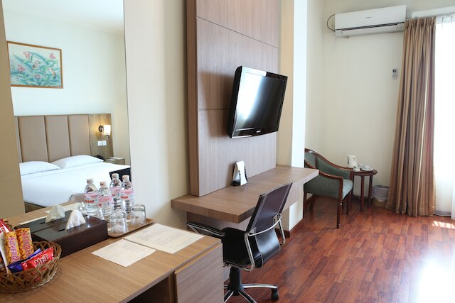 ホテル アヌゲラ パレンバン