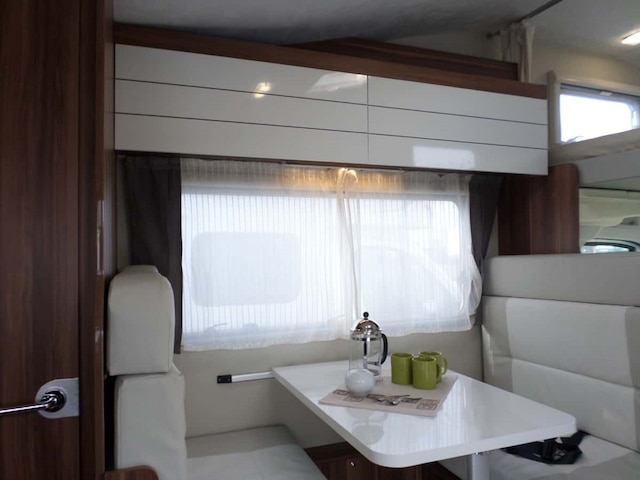 ゴー アウトドアーズ モーター ホーム - キャラバン パーク