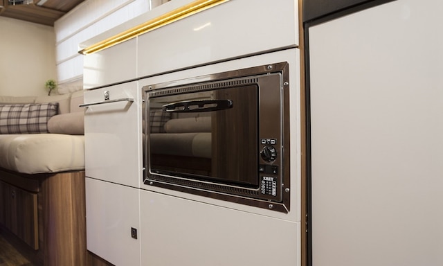 ゴー アウトドアーズ モーター ホーム - キャラバン パーク