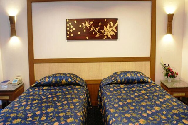 ロイヤル ツインズ パレス ホテル