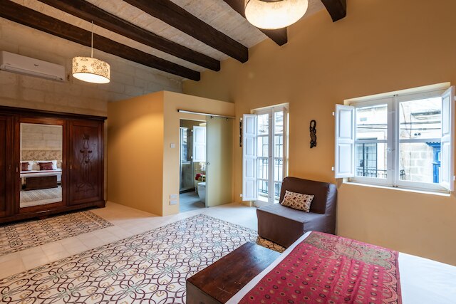 ザ ストーン ハウス