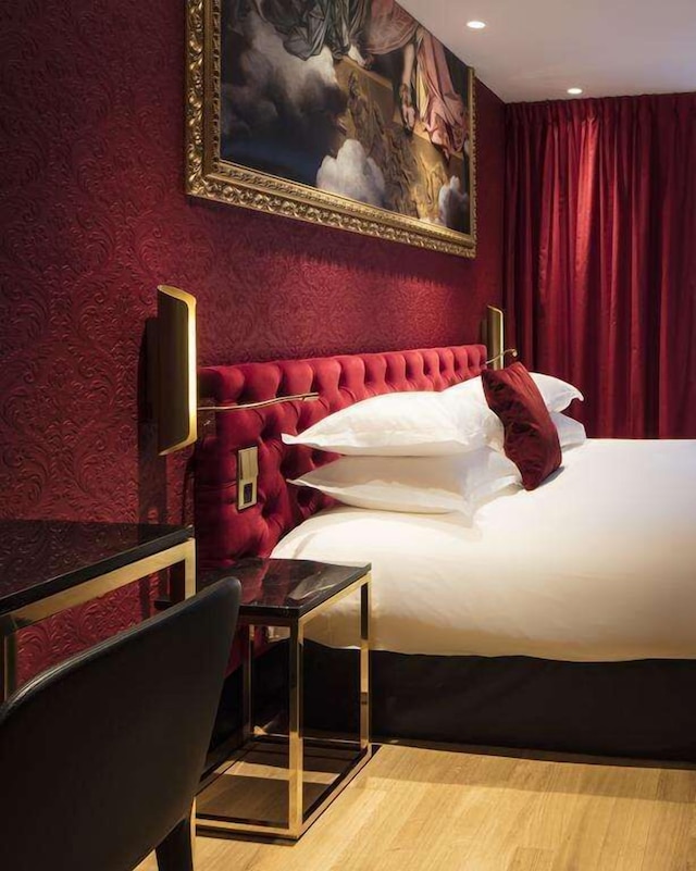 オテル エッフェル プティ ルーヴル