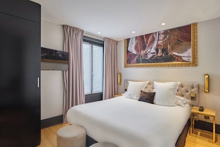 オテル エッフェル プティ ルーヴル