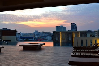 D エクスプレス アパートメント