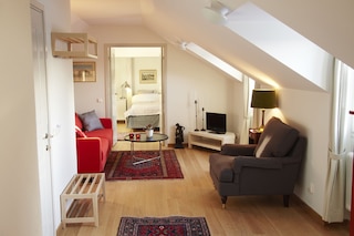 レディー ハミルトン アパートメンツ