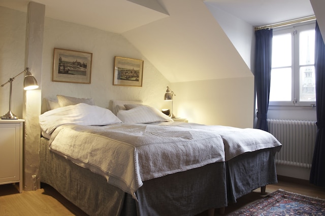 レディー ハミルトン アパートメンツ