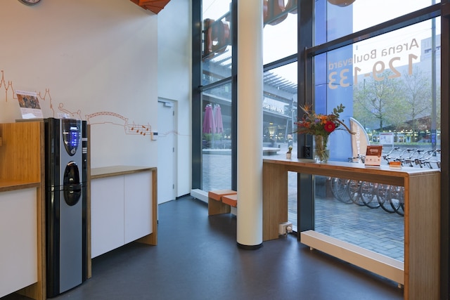 イージーホテル アムステルダム アリーナ ブレヴァール