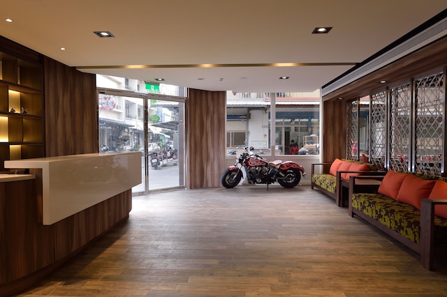 ホーム レスト ホテル (鴻瑞輕旅)