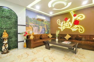 チェック イン ルーム シューナ マンディ