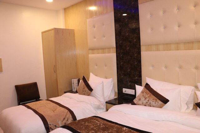 チェック イン ルーム シューナ マンディ