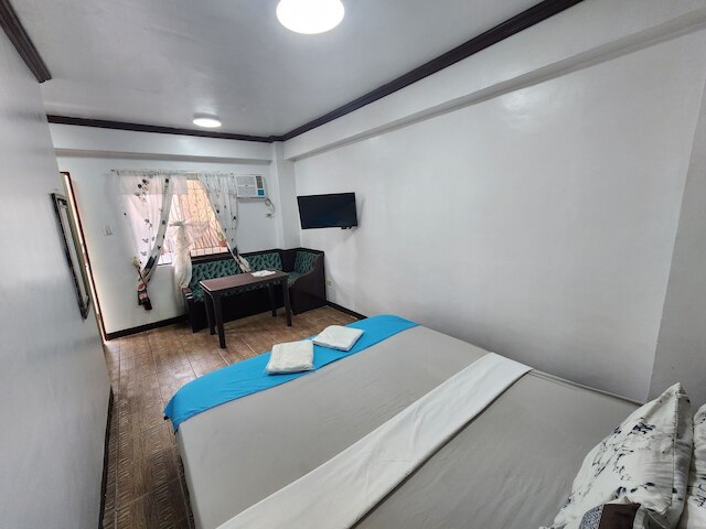 エムビーズ ガーデン イン