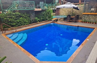 エムビーズ ガーデン イン