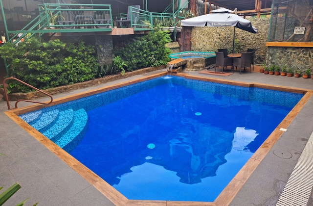 エムビーズ ガーデン イン