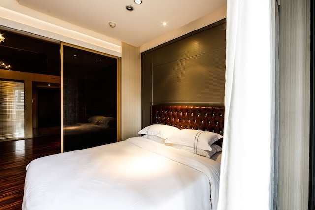 Waifden Apartment Poly D Branch (维福顿公寓广州珠江新城保利中达店)