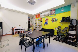 フアドン ホームステイ (花东民宿)