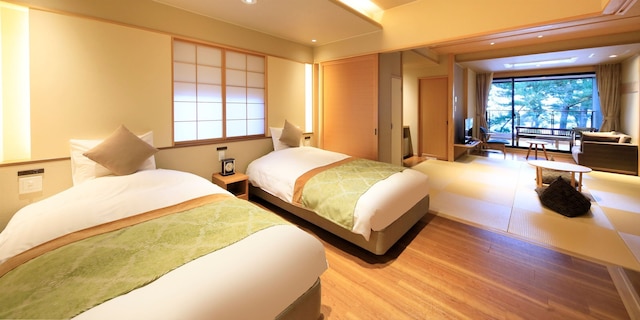 浜辺の料理宿 宝来館