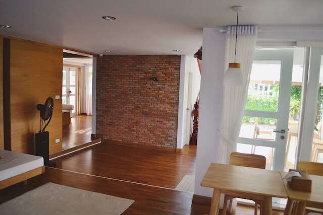 イート スリープ カフェ & ベッド