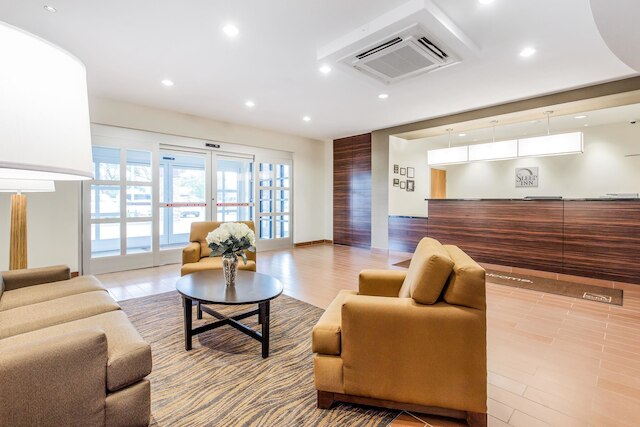 スリープ イン ダラス ラブ フィールド - メディカル ディストリクト