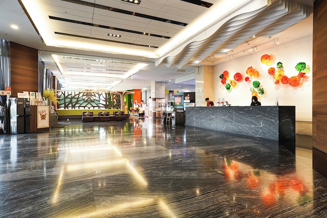 ホヤ リゾート ホテル高雄 (高雄富野渡假酒店)