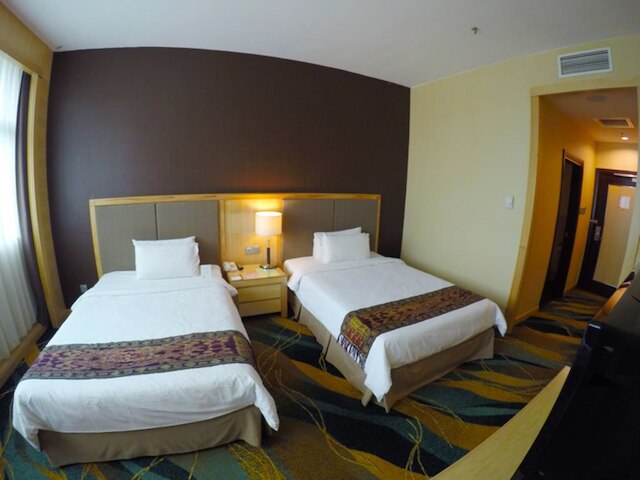 インペリアル パレス ホテル