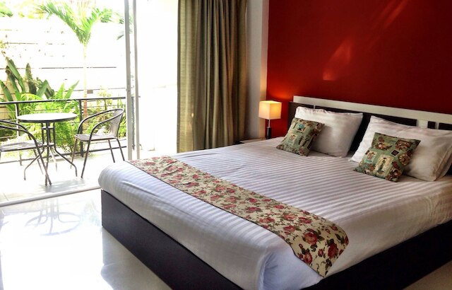 ナトナリン ホテル