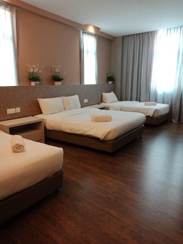 レモン 8 ホテル アパートメント