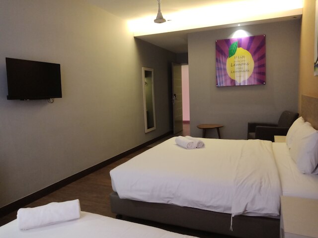 レモン 8 ホテル アパートメント