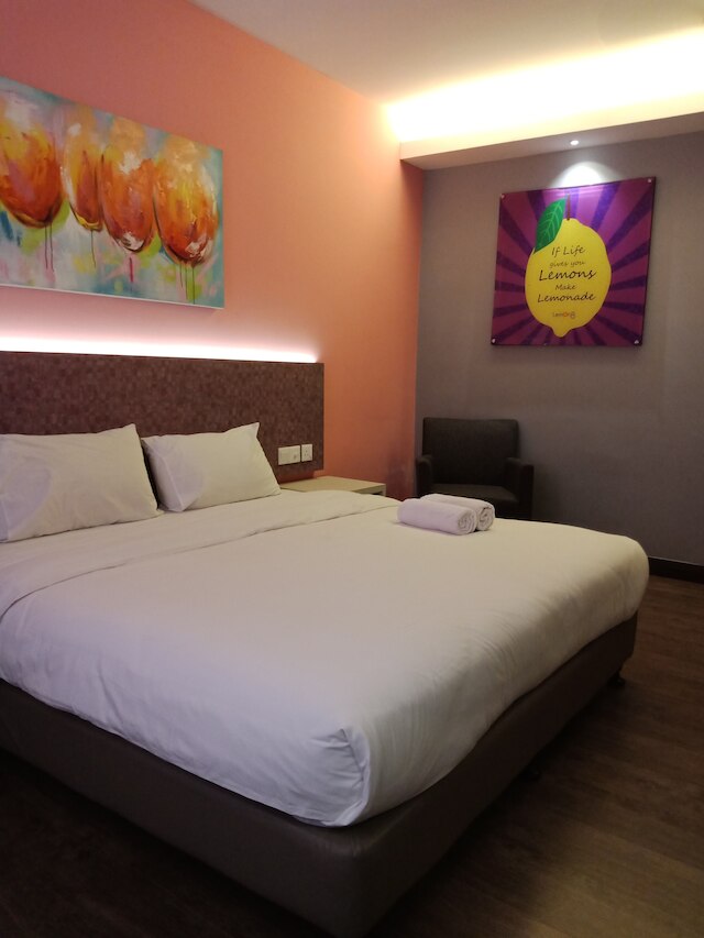 レモン 8 ホテル アパートメント