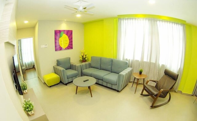 レモン 8 ホテル アパートメント