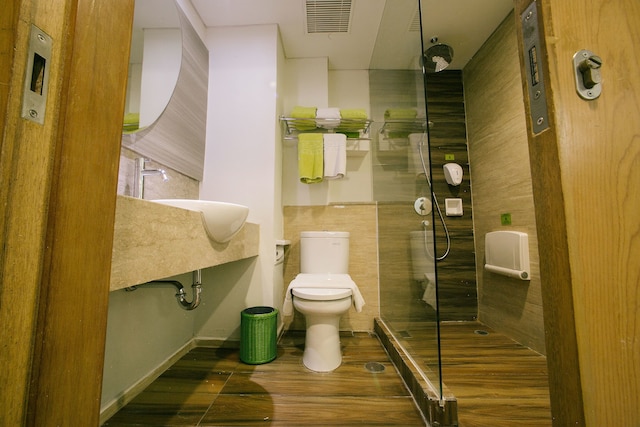 マックスワンホテルズ アット ダルマフサダ - スラバヤ